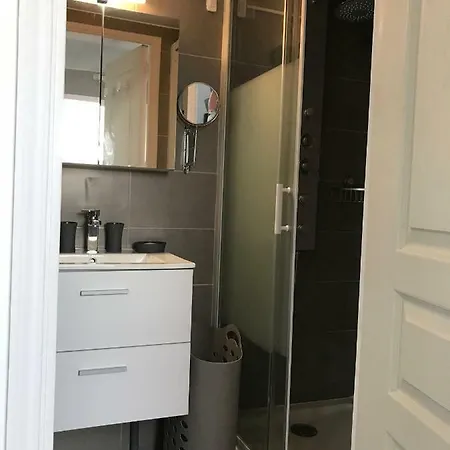 Apartment Center Cannes